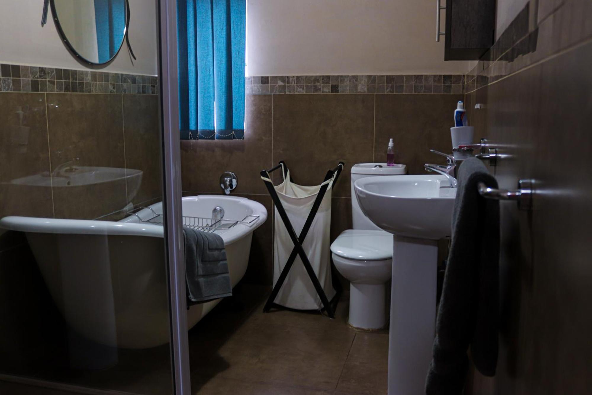 Blue Sparrow Guest House Middelburg  Buitenkant foto